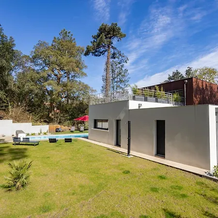 Villa Avec Piscine Chauffee A 200m Du D'hossegor - Fr-1-791-6 *